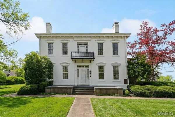 $415,000 | 918 Belleville Street, Lebanon, IL 62254