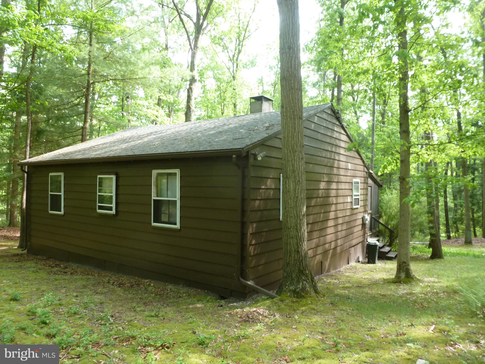 927 Cold Springs Road Carlisle, PA 17015 - Photo 4 of 17 Gallery Image 4
