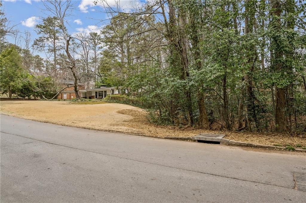 3509 Cold Spring Lane Atlanta, GA 30341 - Photo 5 of 6