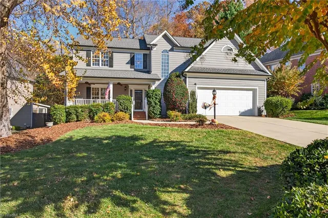 $529,900 | 3112 Peninsula Drive, Jamestown, NC 27282