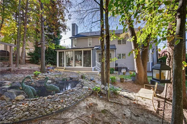 $529,900 | 3112 Peninsula Drive, Jamestown, NC 27282