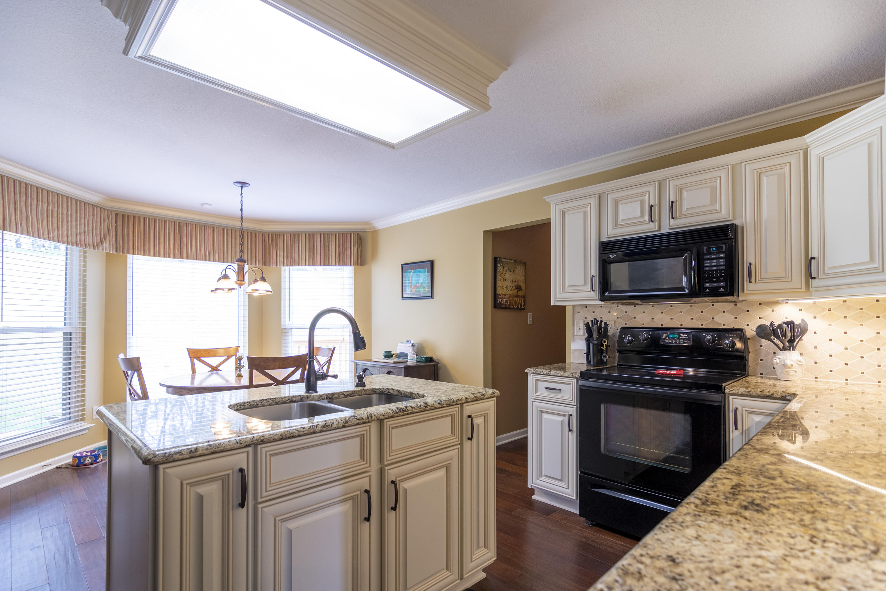 1445 Wineberry Road Powell, TN 37849 - Photo 13 of 35 1445 Wineberry_012