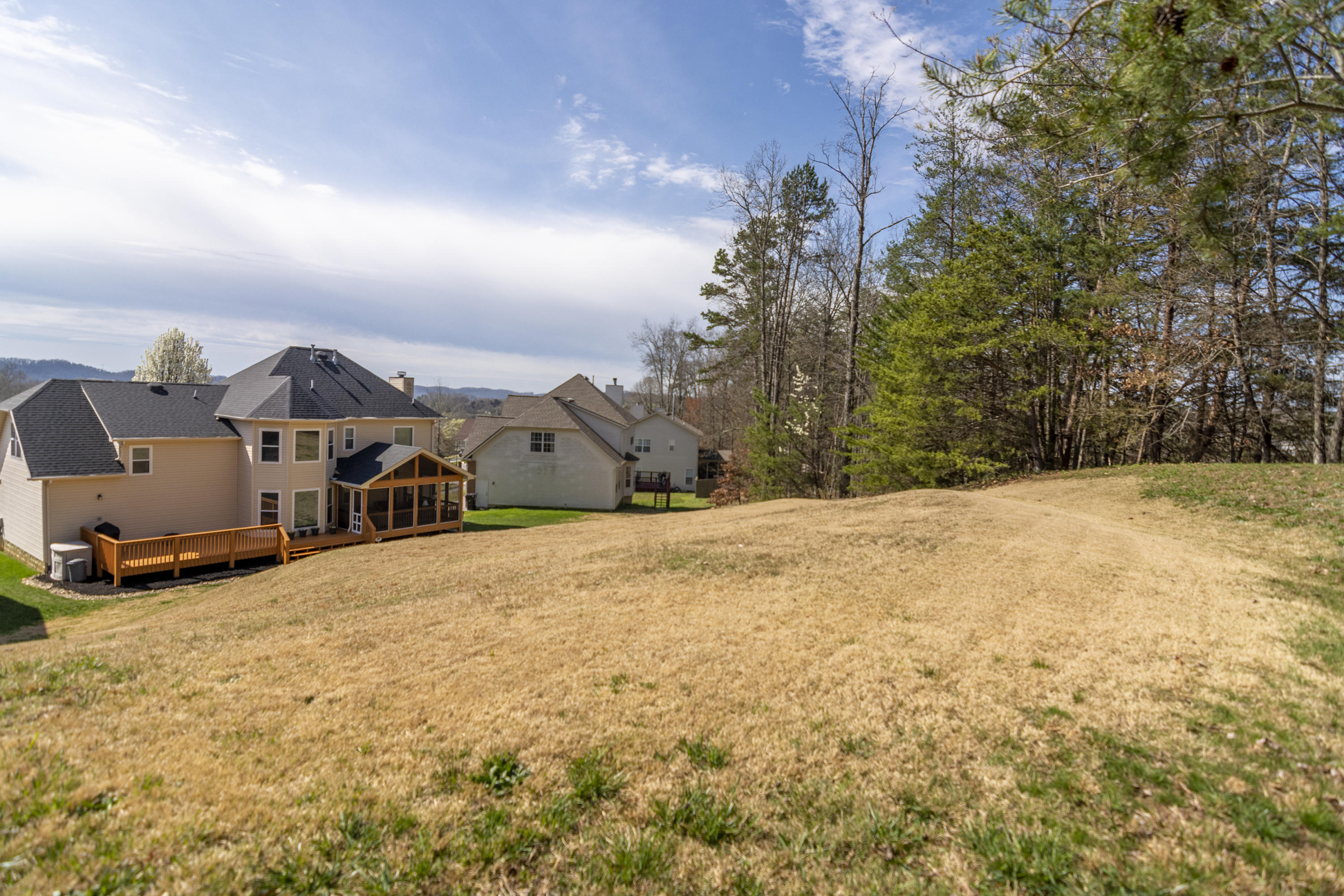 1445 Wineberry Road Powell, TN 37849 - Photo 35 of 35 1445 Wineberry_035