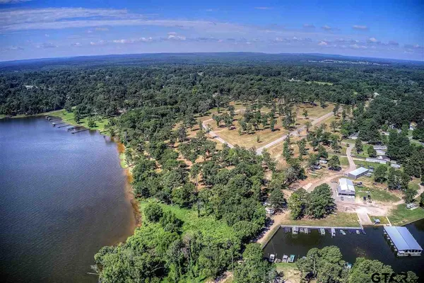 $400,000 | 20635 Wycliff Drive, Chandler, TX 75758