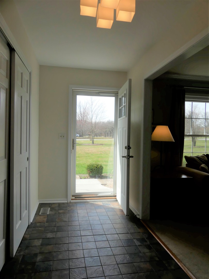 1848 Mariom Drive Crete, IL 60417 - Photo 4 of 26