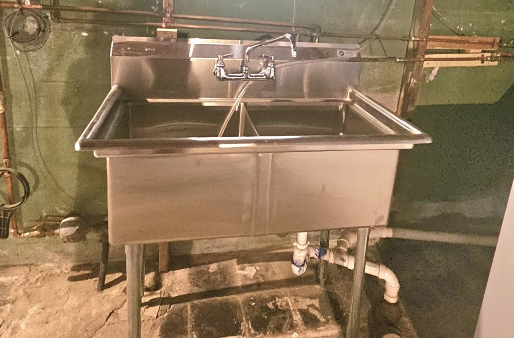 9 Howe Avenue Shrewsbury, MA 01545 - Photo 6 of 9 a close view of sink