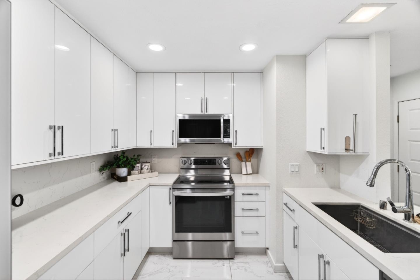 286 Hackamore Common Fremont, CA 94539 - Photo 12 of 32