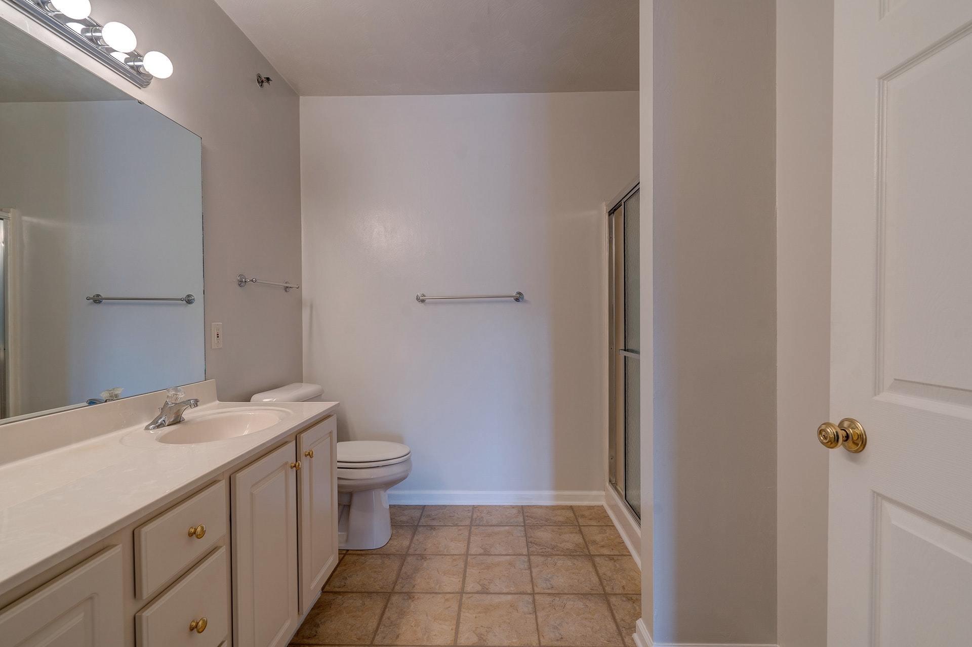 4438 Pheasant Ridge Road, Unit 305 Roanoke, VA 24014 - Photo 24 of 28 024-330454-DSC00256_57_58_59_60_8322996