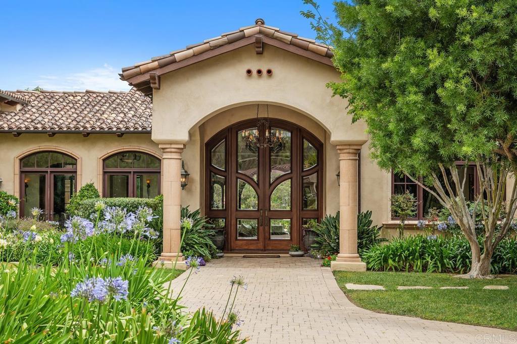 7090 Via Guadalupe Rancho Santa Fe, CA 92067 - Photo 3 of 59