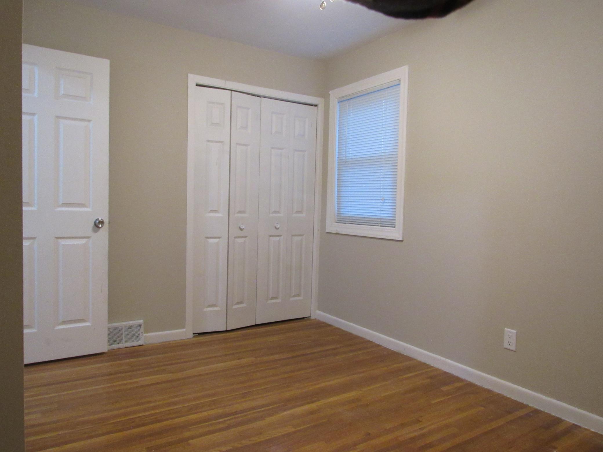 5340 Byron Avenue North Crystal, MN 55429 - Photo 12 of 35