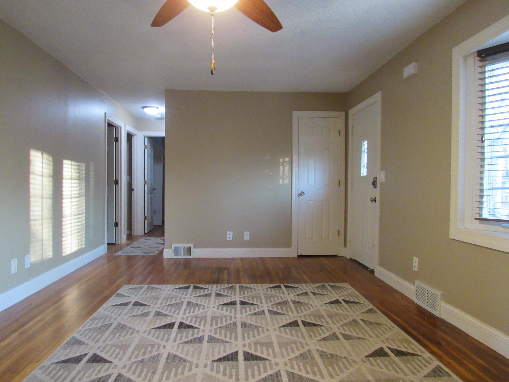 5340 Byron Avenue North Crystal, MN 55429 - Photo 3 of 35