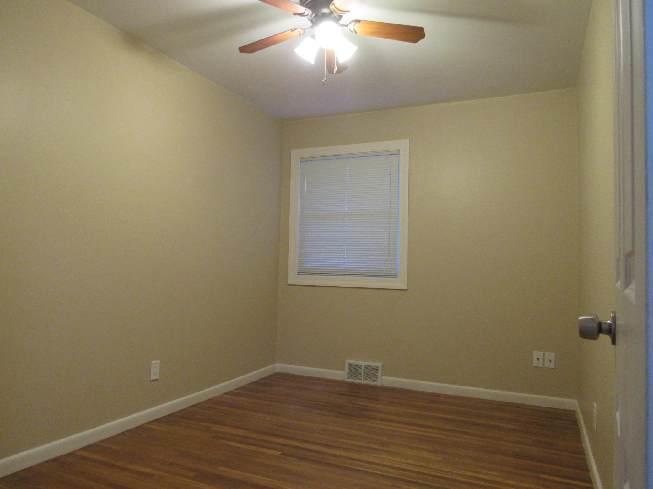5340 Byron Avenue North Crystal, MN 55429 - Photo 7 of 35