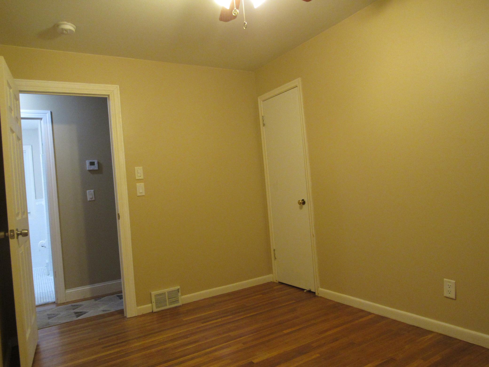 5340 Byron Avenue North Crystal, MN 55429 - Photo 8 of 35