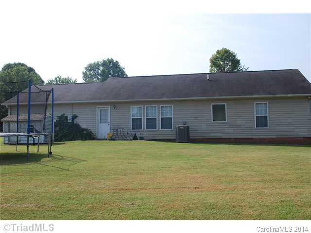 144 James Road Advance, NC 27006 - Photo 2 of 8 Gallery Image 2