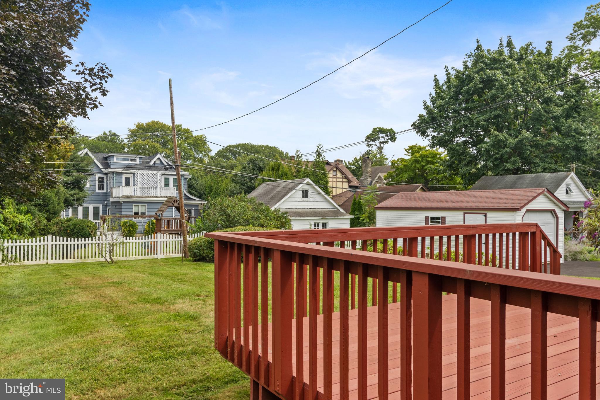 309 Davis Road Havertown, PA 19083 - Photo 8 of 32
