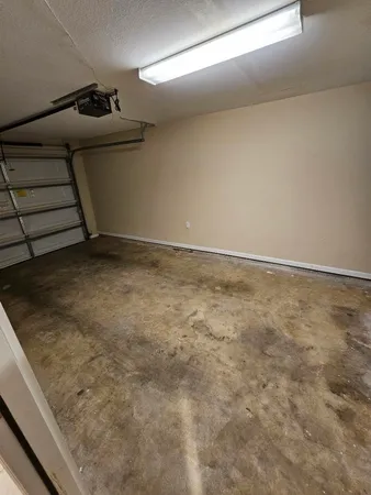 $1,350 | 741 White Drive, Unit 22, Tallahassee, FL 32304