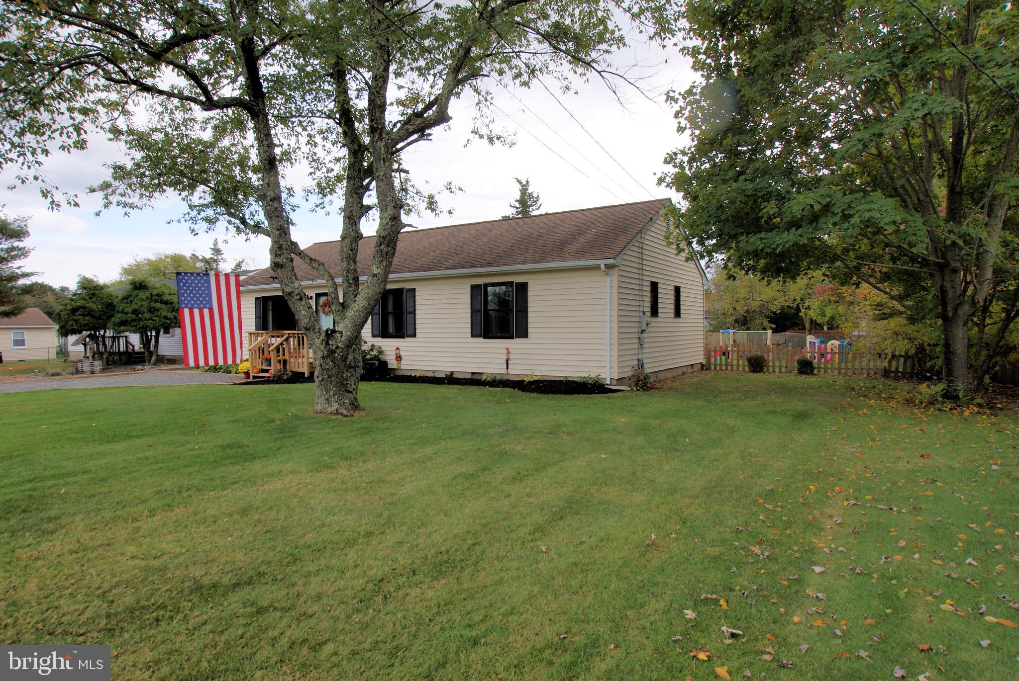 108 Mathis Drive Tuckerton, NJ 08087 - Photo 3 of 24 Gallery Image 3