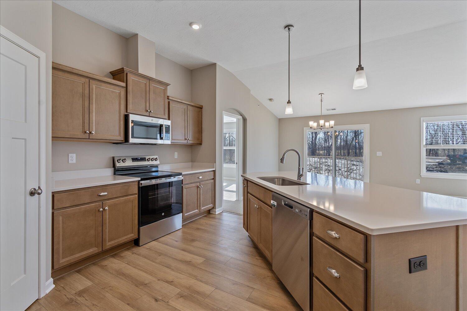 2441 Bella Ridge, Unit 405304 Covington, KY 41017 - Photo 4 of 36 Gallery Image 4