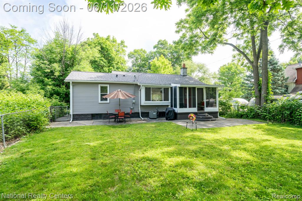 3973 Oak Knoll Road Waterford, MI 48328 - Photo 24 of 32