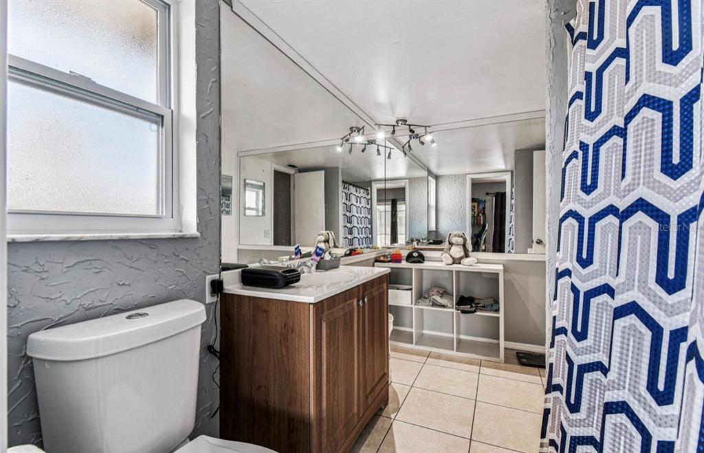 7112 Vista Way New Port Richey, FL 34653 - Photo 34 of 54