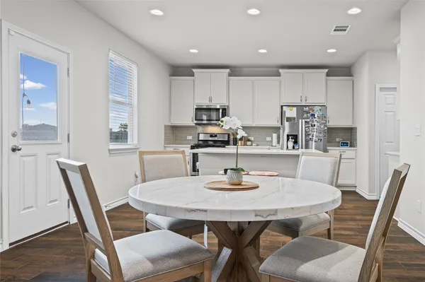 $2,450 | 7325 Loggia Place, Round Rock, TX 78665