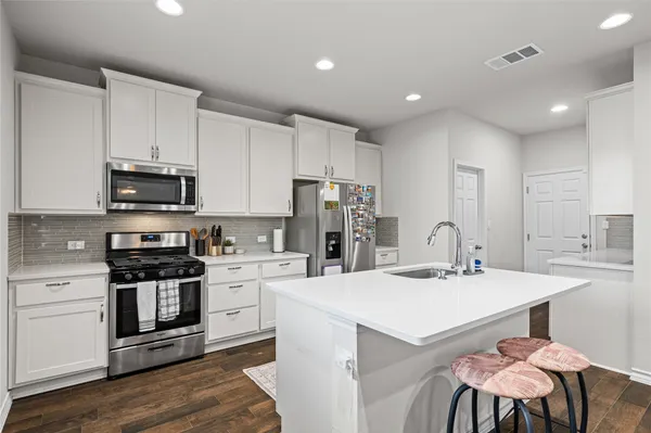 $2,450 | 7325 Loggia Place, Round Rock, TX 78665