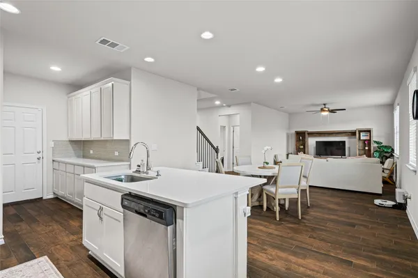 $2,450 | 7325 Loggia Place, Round Rock, TX 78665