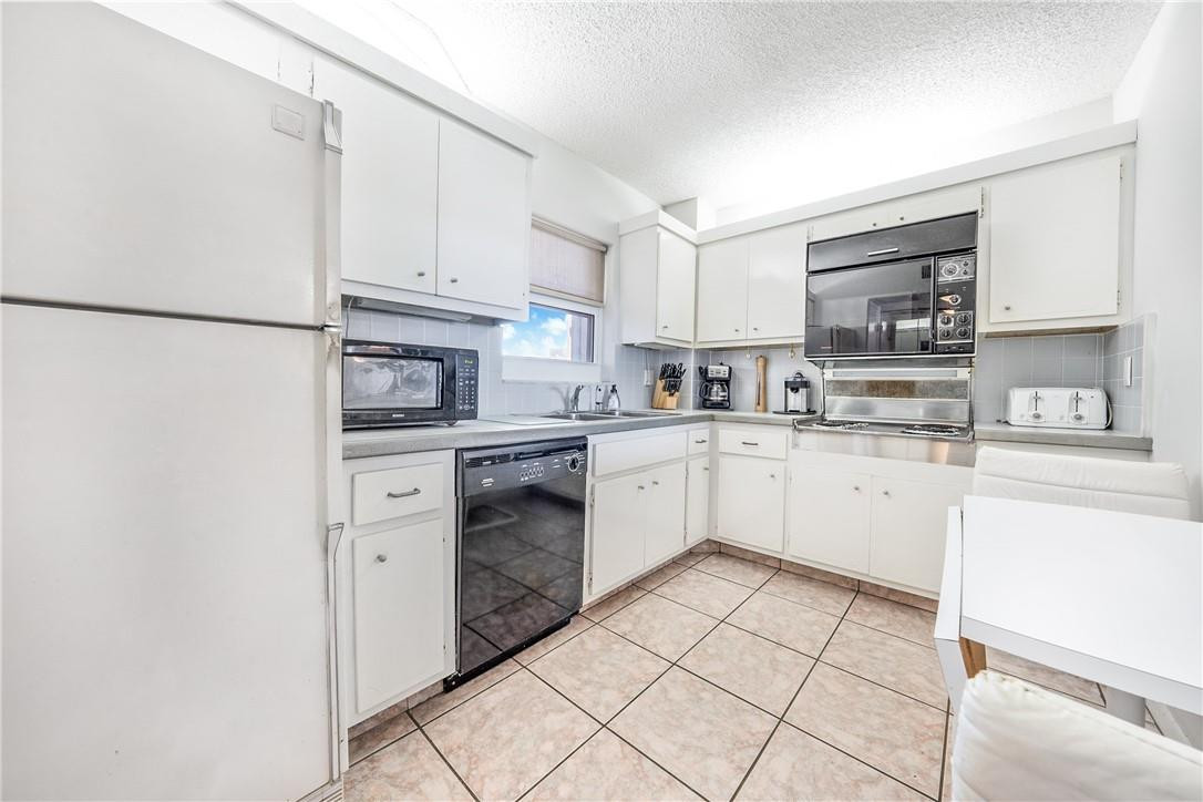 303 North Riverside Drive, Unit PH6 Pompano Beach, FL 33062 - Photo 2 of 17 Photo 2