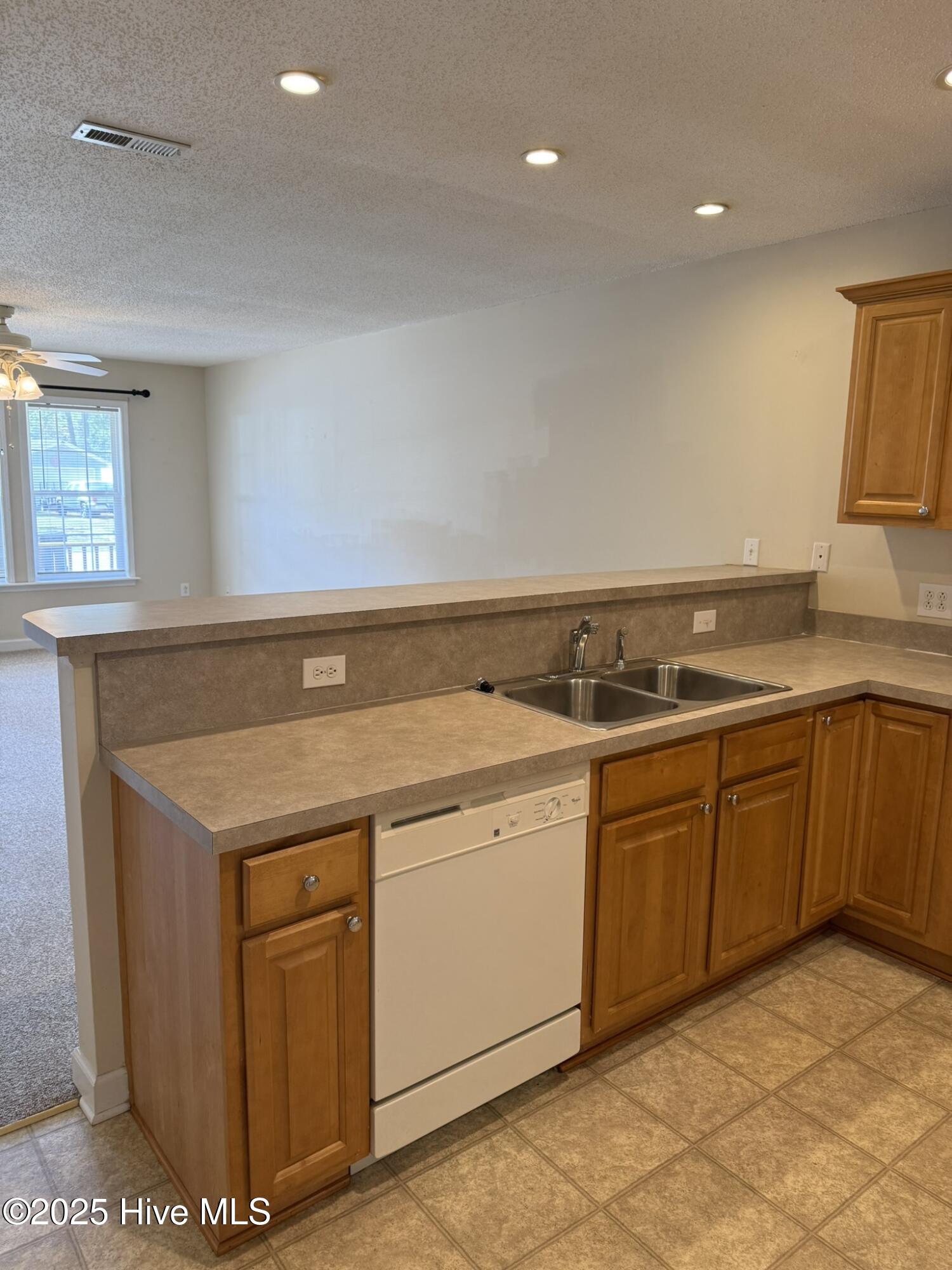 1003 High Point Avenue Southwest, Unit 3 Calabash, NC 28467 - Photo 5 of 12 IMG_7314