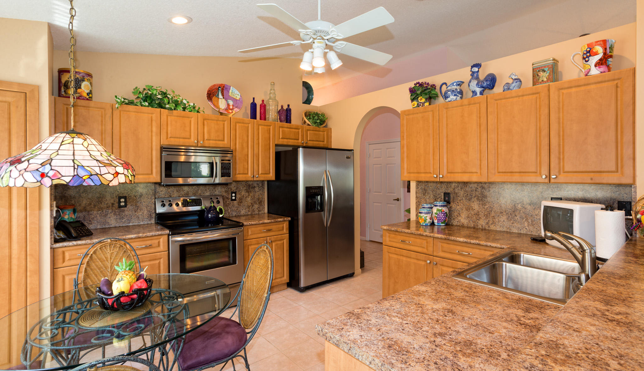 8770 Chunnel Drive Boca Raton, FL 33433 - Photo 5 of 17 Kitchen