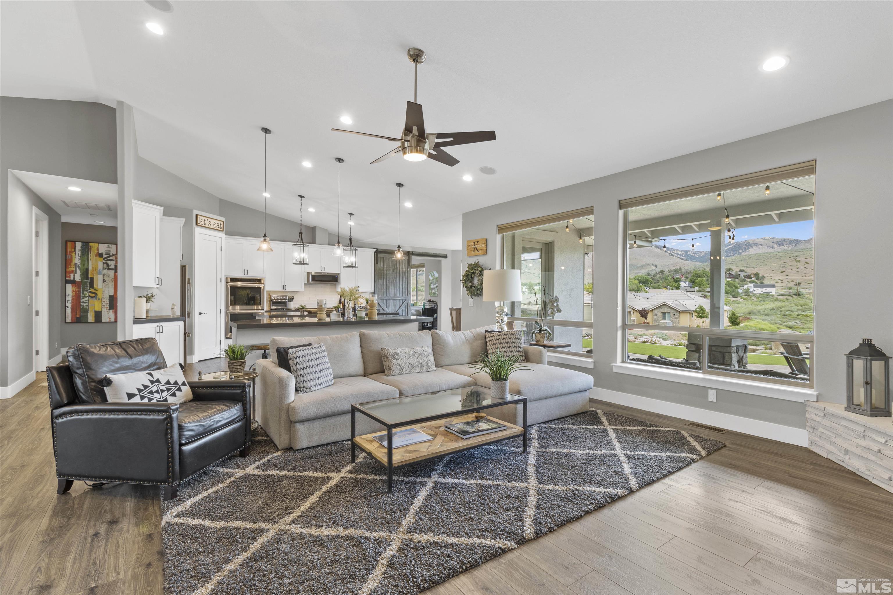 16890 Ridge Star Court Reno, NV 89521 - Photo 4 of 40 Photo 4