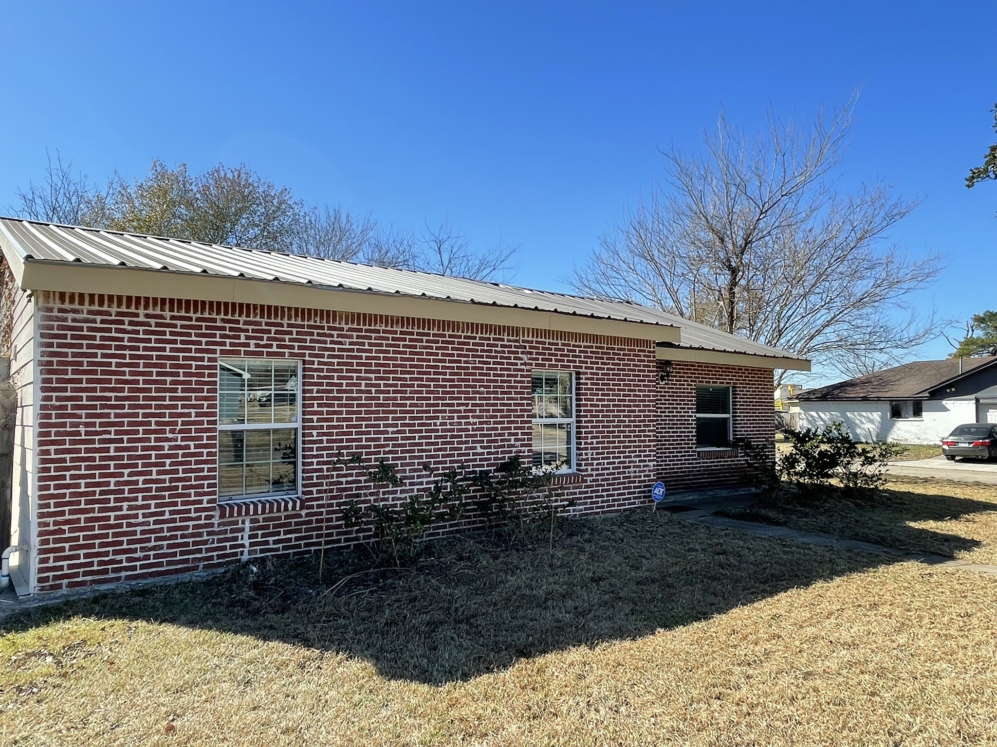 17202 Sunshine Street Houston, TX 77049 - Photo 3 of 19 a backyard of a house