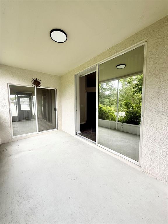 31138 Harthorn Court Wesley Chapel, FL 33543 - Photo 13 of 16