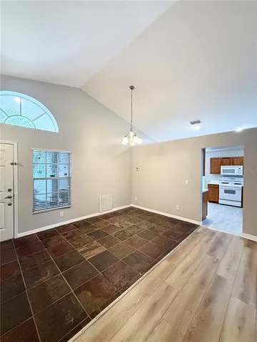 $2,200 | 31138 Harthorn Court, Wesley Chapel, FL 33543