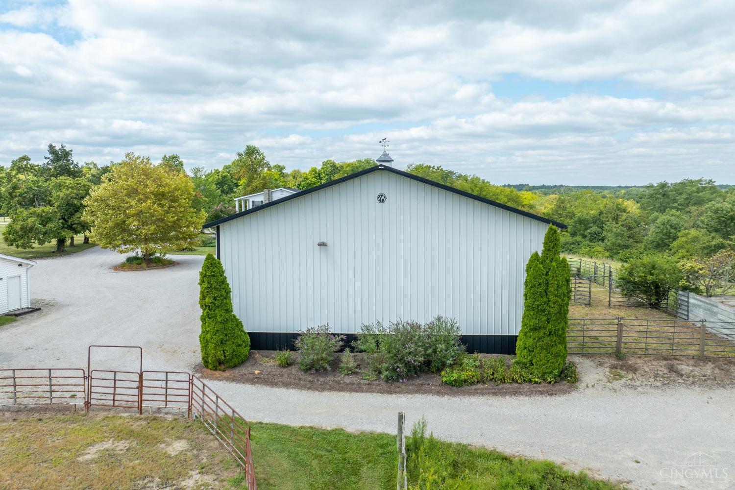 3476 Twin Bridges Road Williamsburg, OH 45176 - Photo 31 of 98
