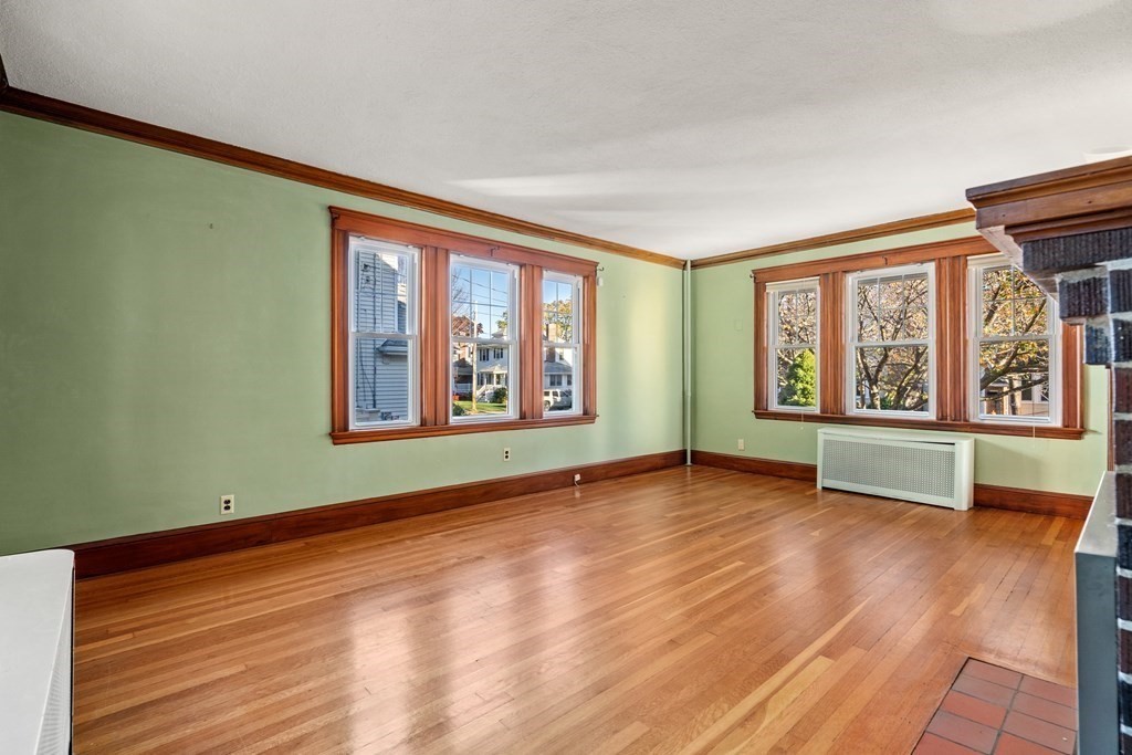 22 Woodside Road Medford, MA 02155 - Photo 11 of 28 Gallery Image 11