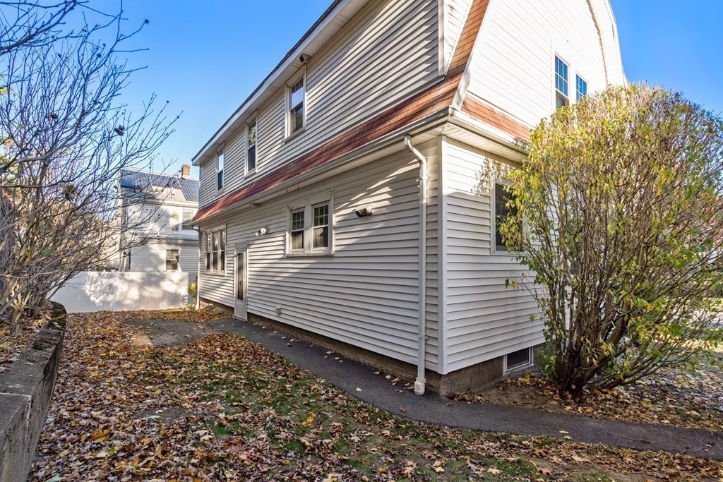 22 Woodside Road Medford, MA 02155 - Photo 27 of 28 Gallery Image 27