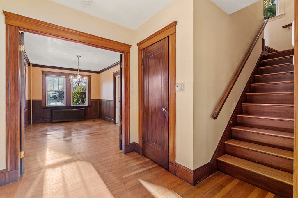 22 Woodside Road Medford, MA 02155 - Photo 4 of 28 Gallery Image 4