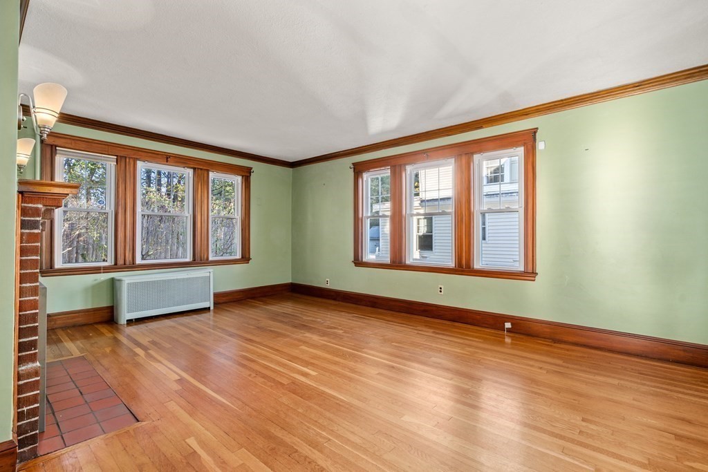 22 Woodside Road Medford, MA 02155 - Photo 9 of 28 Gallery Image 9