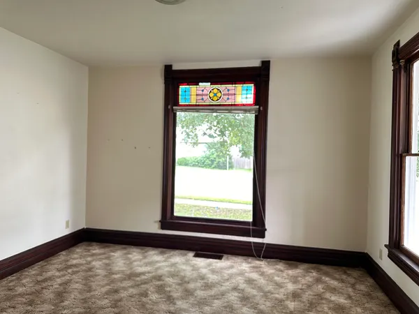 $114,900 | 408 North West Avenue, Freeport, IL 61032