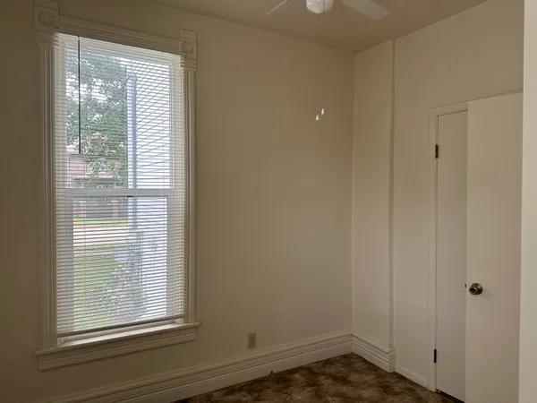 $114,900 | 408 North West Avenue, Freeport, IL 61032