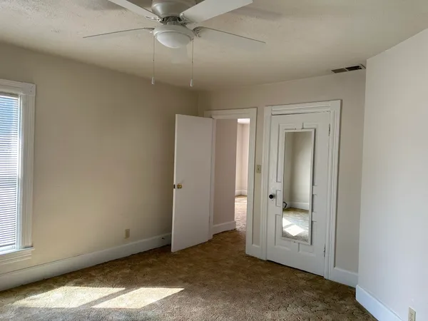 $114,900 | 408 North West Avenue, Freeport, IL 61032