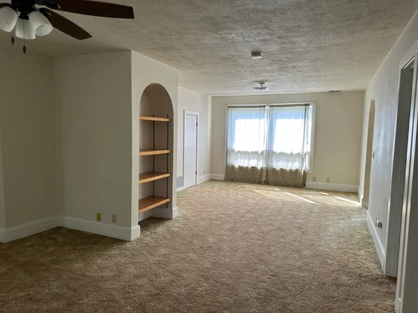$114,900 | 408 North West Avenue, Freeport, IL 61032