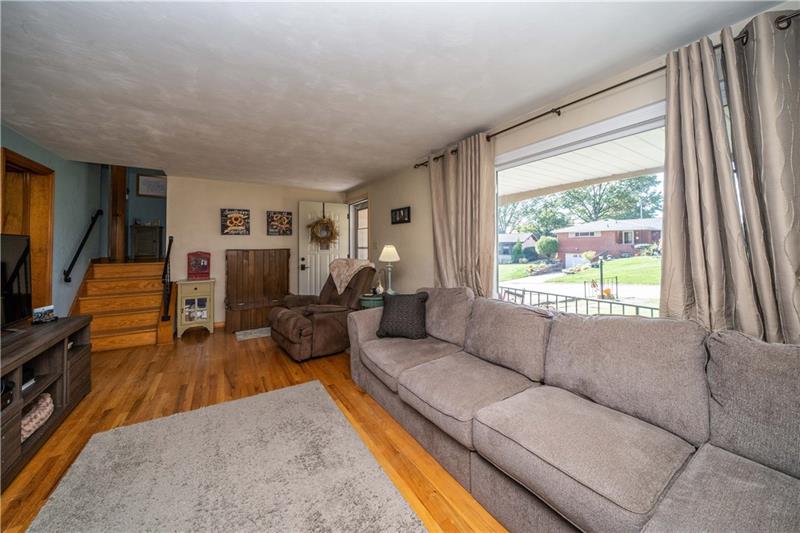 28 Rose Leaf Road Pittsburgh, PA 15220 - Photo 11 of 23 Gallery Image 11
