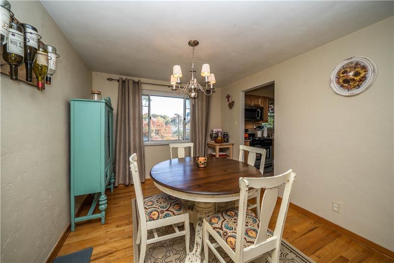 28 Rose Leaf Road Pittsburgh, PA 15220 - Photo 12 of 23 Gallery Image 12