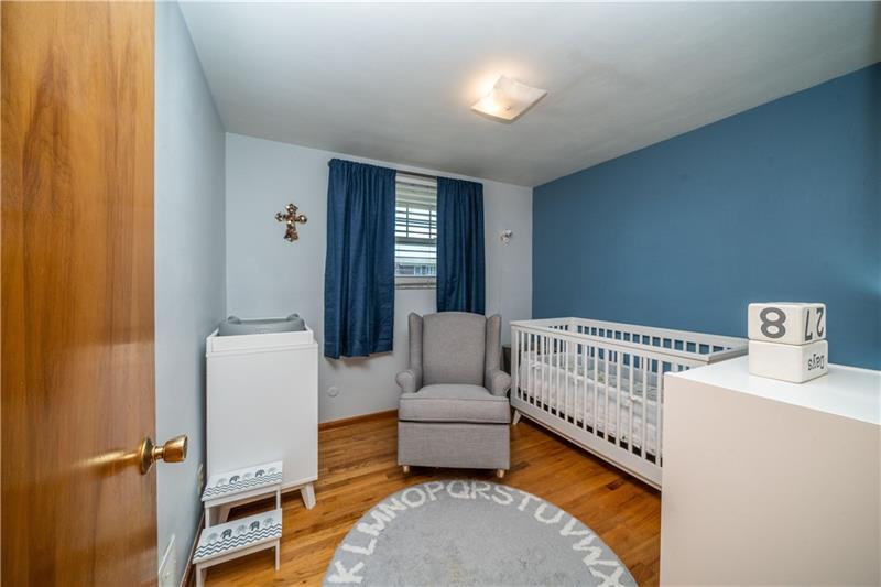 28 Rose Leaf Road Pittsburgh, PA 15220 - Photo 7 of 23 Gallery Image 7
