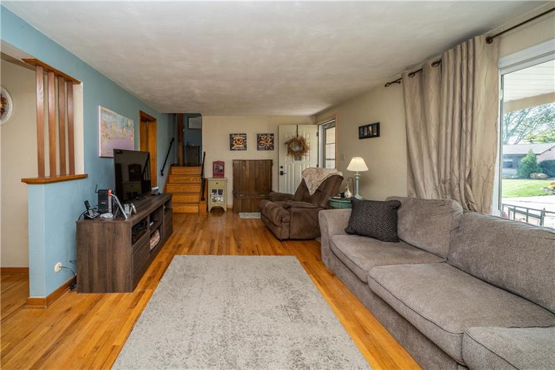 28 Rose Leaf Road Pittsburgh, PA 15220 - Photo 10 of 23 Gallery Image 10