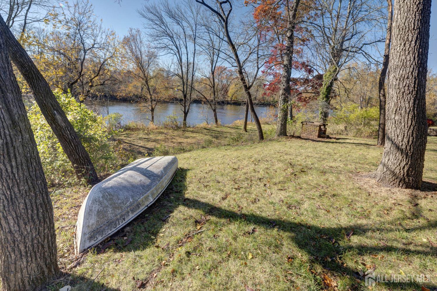 900 River Road Piscataway, NJ 08854 - Photo 33 of 37 a view of a yard with large trees