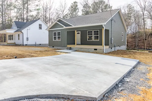 $249,900 | 2172 South Riverbend Road, Dalton, GA 30721