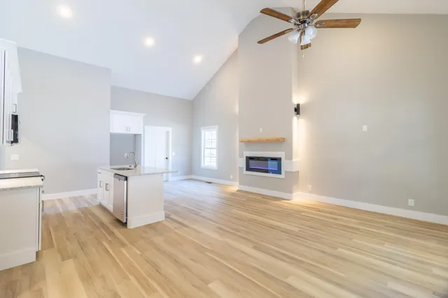 $249,900 | 2172 South Riverbend Road, Dalton, GA 30721